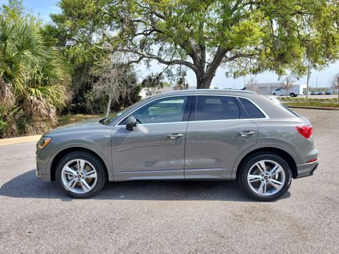 Certified 2021 Audi Q3 2.0T Premium AWD/4WD image 7