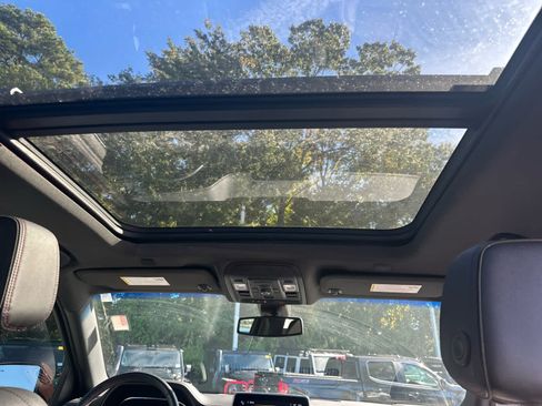 Used 2022 Chevrolet Tahoe RST w/ Luxury Package image 27