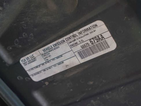 Used 2025 Jeep Grand Cherokee Altitude AWD/4WD image 27