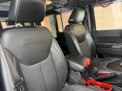 Used 2016 Jeep Wrangler Unlimited Sport AWD/4WD image 36