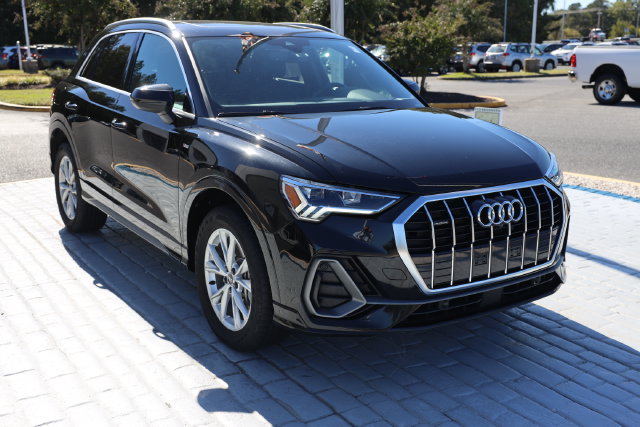 Used 2024 Audi Q3 2.0T Premium Plus AWD/4WD image 7