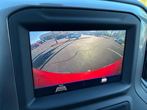 Used 2022 Chevrolet Silverado 1500 Custom image 20