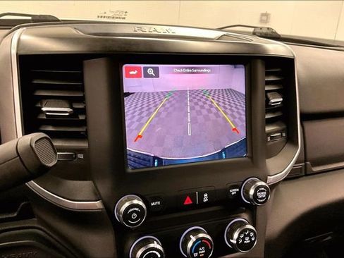 Used 2024 RAM 3500 Big Horn image 29