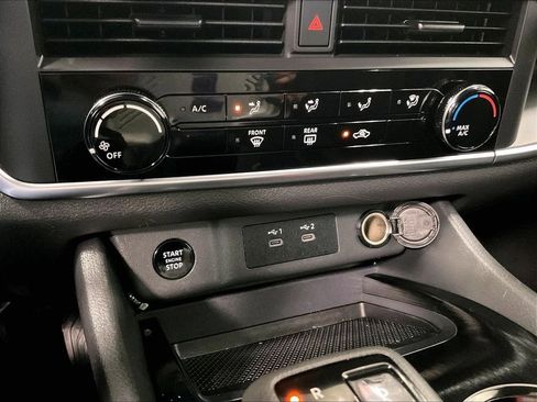 Certified 2024 Nissan Rogue S AWD/4WD image 25