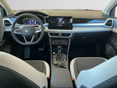 New 2025 Volkswagen Taos SE image 10