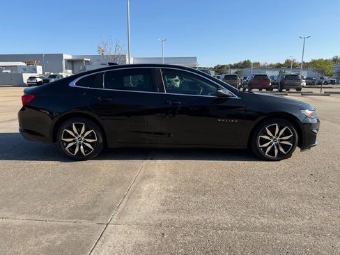 Used 2016 Chevrolet Malibu LT w/ Leather Package image 6