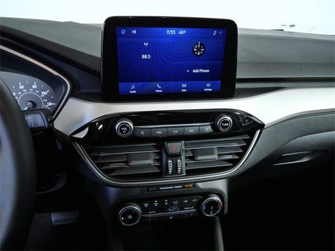 Certified 2022 Ford Escape SE w/ Cold Weather Package image 19