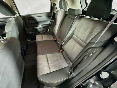 Used 2025 Nissan Rogue SV FWD image 26
