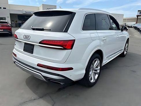 Used 2025 Audi Q7 3.0T Premium Plus AWD/4WD image 3
