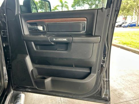 Used 2017 RAM 1500 Laramie AWD/4WD image 21