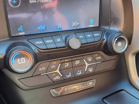 Used 2014 Chevrolet Corvette Stingray Coupe w/ Battery Protection Package image 17