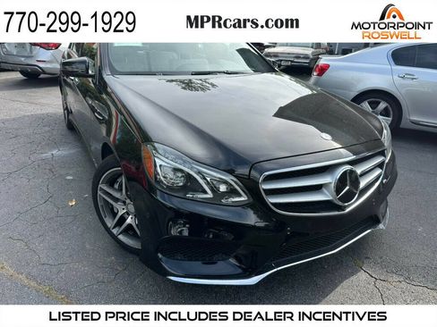 Used 2014 Mercedes-Benz E 550 4MATIC Sedan image 1