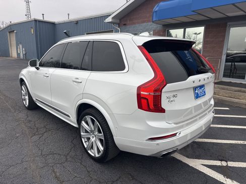 Used 2019 Volvo XC90 T6 Inscription w/ Advanced Package image 4