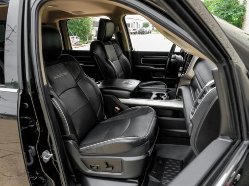 Used 2020 RAM 3500 Laramie AWD/4WD image 36