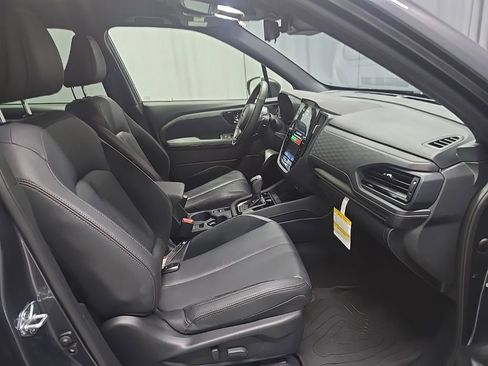 Certified 2025 Subaru Forester Touring w/ Popular Package - Touring AWD/4WD image 5
