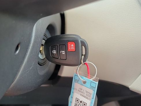Certified 2025 Toyota Corolla Cross L FWD image 26