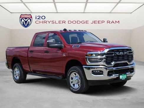 Used 2025 RAM 2500 Tradesman AWD/4WD image 1
