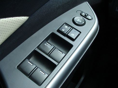 Used 2015 Honda CR-V Touring image 30