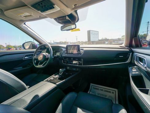 Used 2021 Nissan Rogue SL image 25