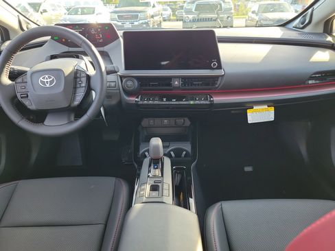 New 2026 Toyota Prius Plug-In Hybrid FWD image 10
