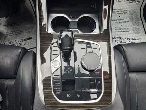 Used 2019 BMW X7 xDrive50i w/ M Sport Package image 22