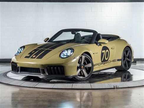 Certified 2026 Porsche 911 GTS RWD image 1