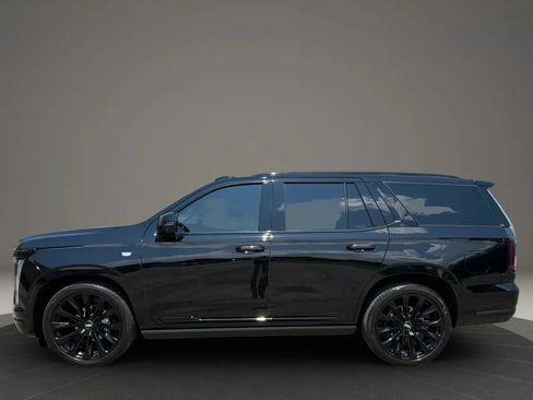 Used 2025 Cadillac Escalade Sport Platinum w/ LPO, ONYX Package AWD/4WD image 13