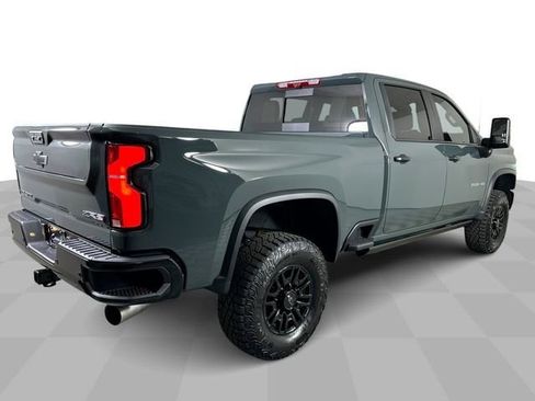 New 2026 Chevrolet Silverado 2500 ZR2 AWD/4WD image 5