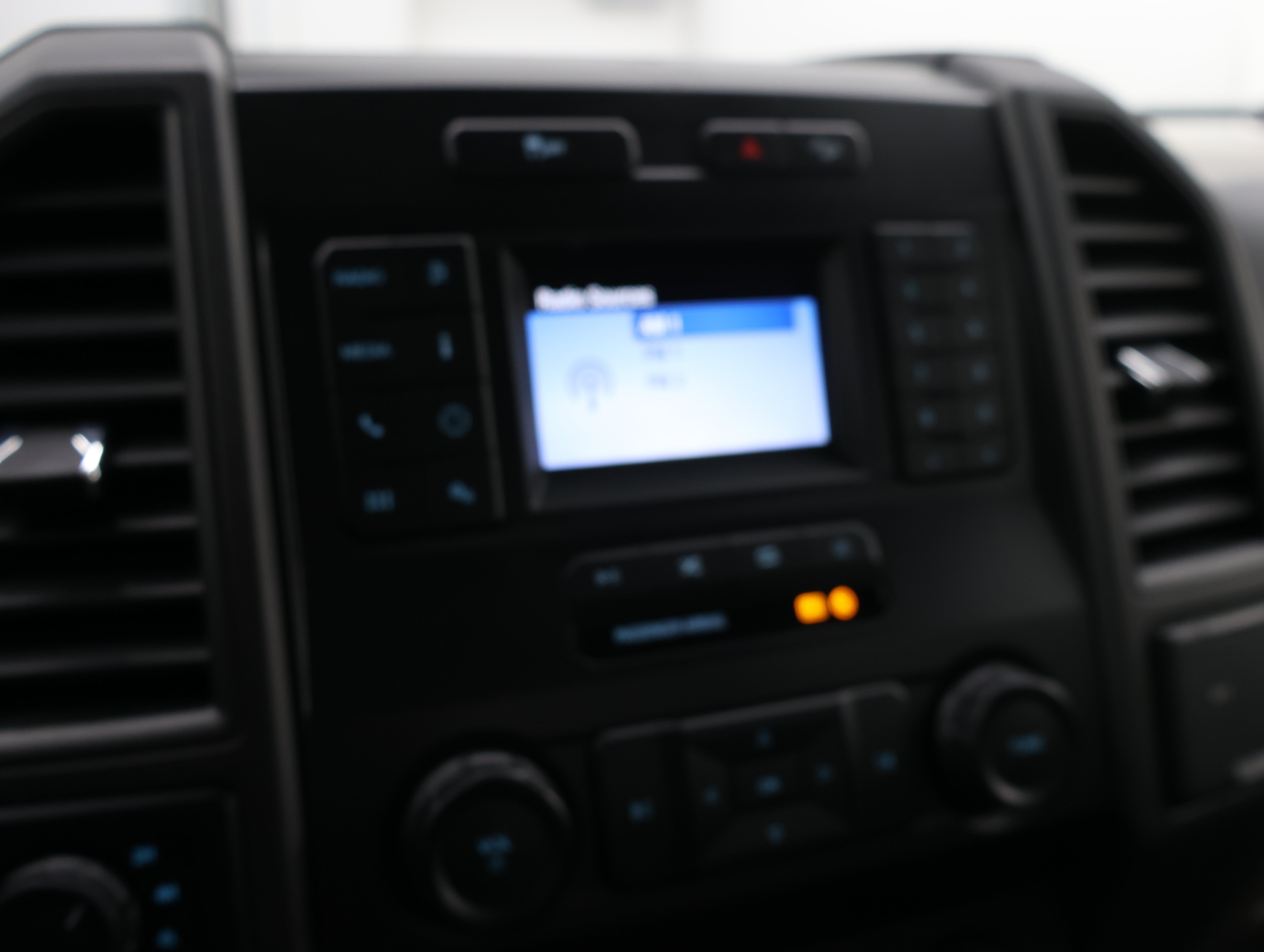 Used 2020 Ford F250 XL w/ STX Appearance Package AWD/4WD image 11