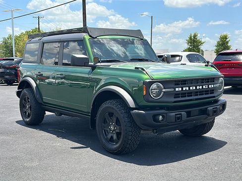 Used 2024 Ford Bronco Black Diamond AWD/4WD image 10