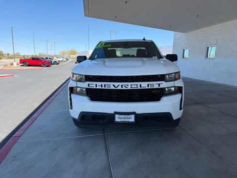Used 2021 Chevrolet Silverado 1500 Custom w/ Safety Confidence Package image 8