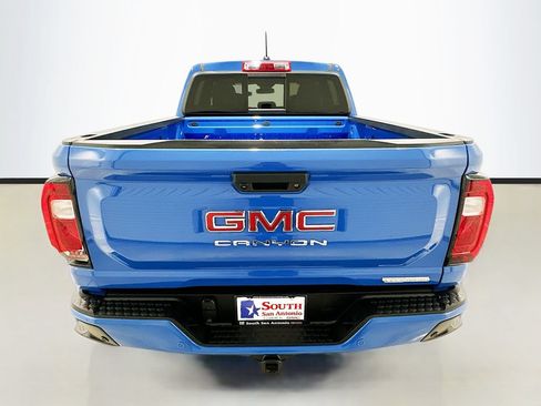 Used 2025 GMC Canyon Elevation w/ Convenience Package AWD/4WD image 6