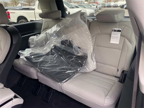 New 2025 Lincoln Navigator Reserve image 8