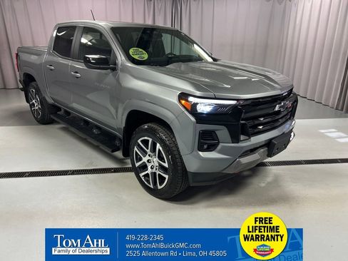 Used 2024 Chevrolet Colorado Z71 w/ Z71 Convenience Package 2 AWD/4WD image 1