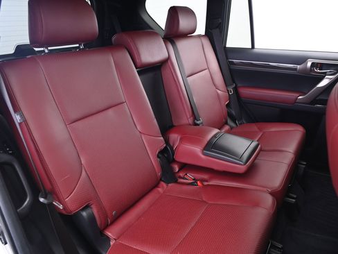 Used 2021 Lexus GX 460 Luxury w/ Accessory Package image 19