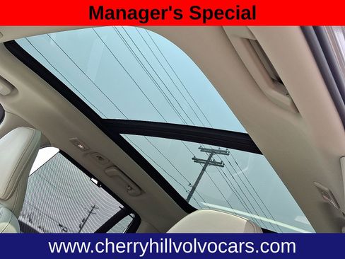 New 2025 Volvo XC90 T8 Ultra w/ Protection Package Premier image 15