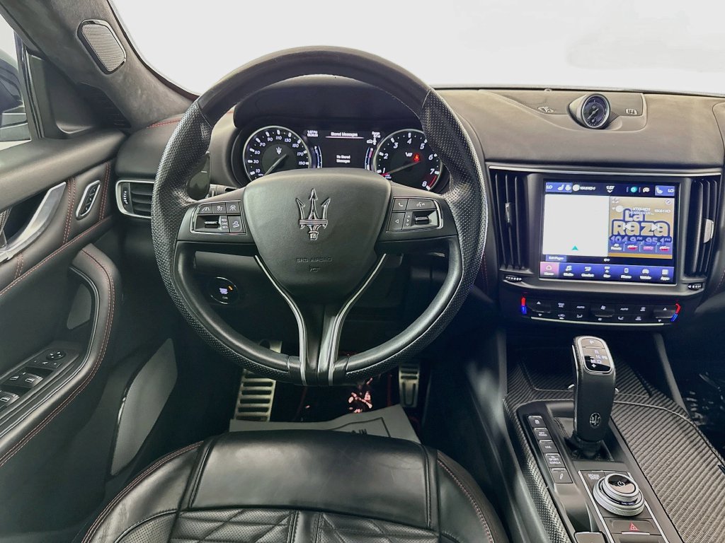 Used 2022 Maserati Levante Trofeo AWD/4WD image 28