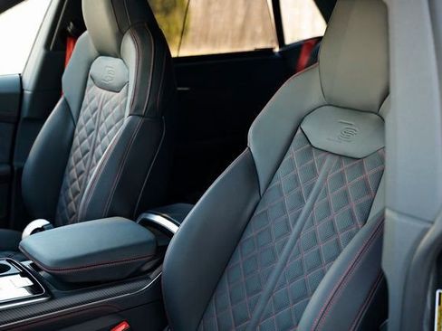 New 2026 Audi Q8 Prestige image 22