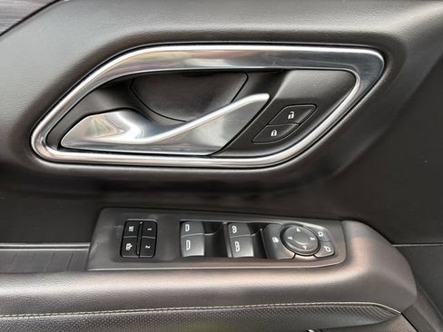 Used 2024 GMC Yukon SLT AWD/4WD image 20