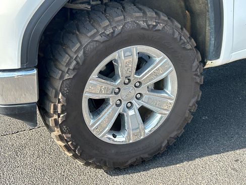 Used 2023 GMC Sierra 1500 SLE AWD/4WD image 11
