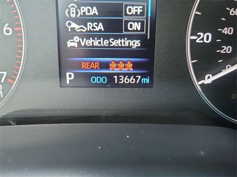 Used 2023 Toyota Corolla LE image 17