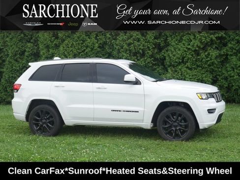 Used 2021 Jeep Grand Cherokee Laredo X AWD/4WD image 1