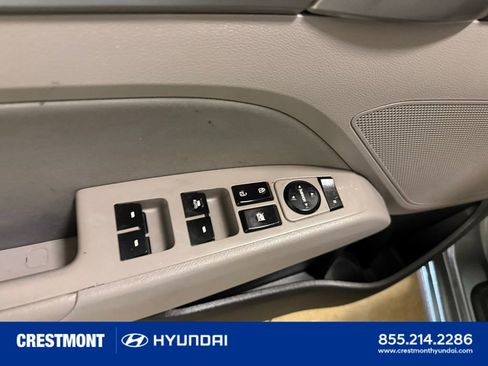 Used 2017 Hyundai Elantra SE w/ SE A/T Tech Package 03 image 24