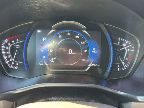 Used 2020 Hyundai Santa Fe SEL w/ Convenience Package AWD/4WD image 16