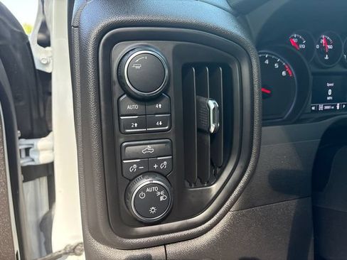 Used 2024 Chevrolet Silverado 1500 Custom Trail Boss AWD/4WD image 18