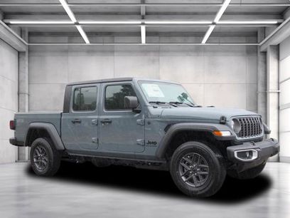 New 2026 Jeep Gladiator Sport