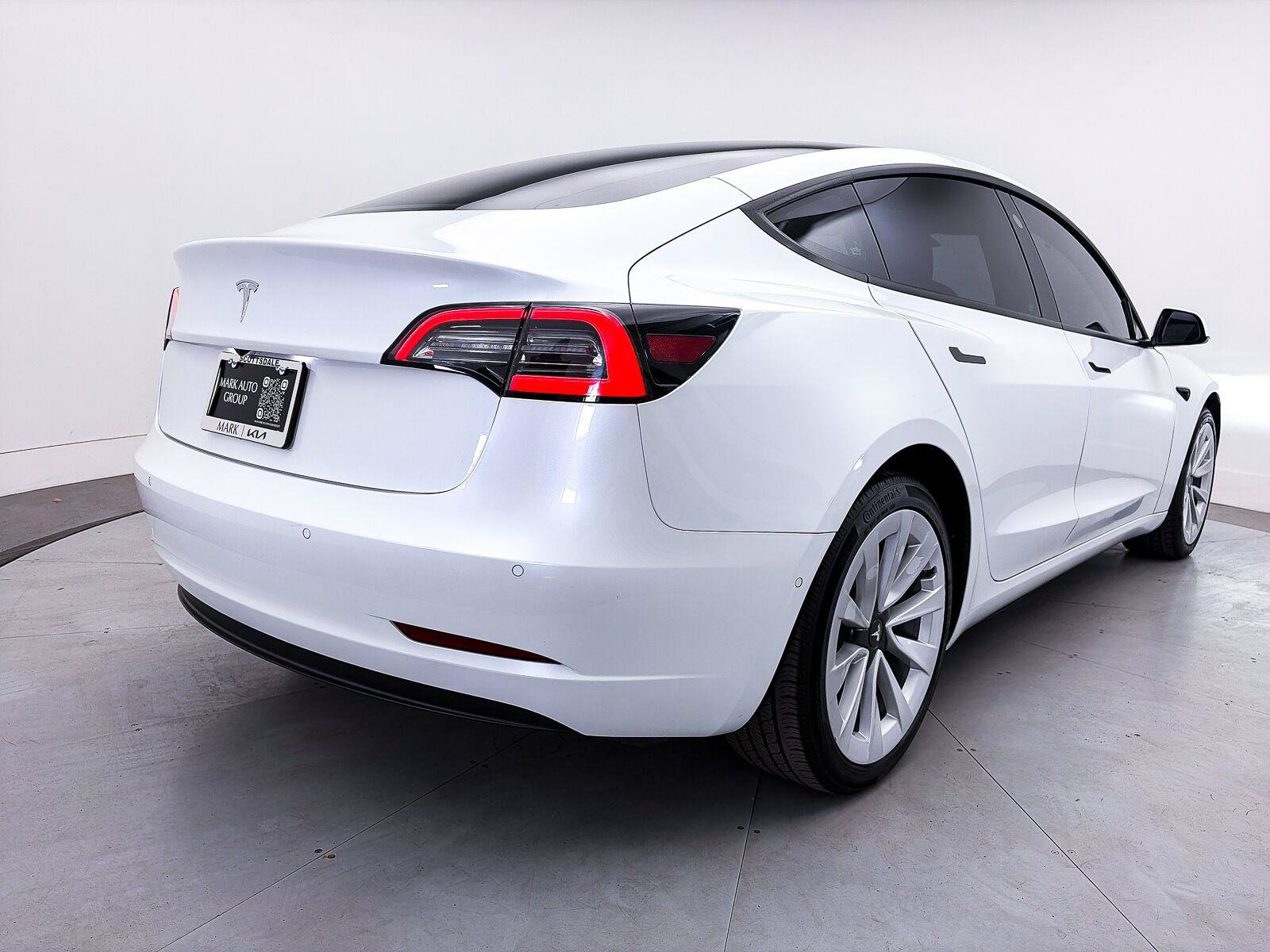 Used 2021 Tesla Model 3 RWD image 15