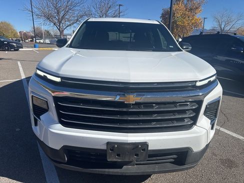 Certified 2025 Chevrolet Traverse LT image 7