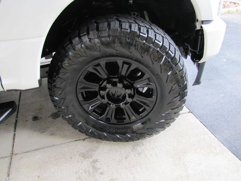 Used 2022 Ford F250 XLT AWD/4WD image 22