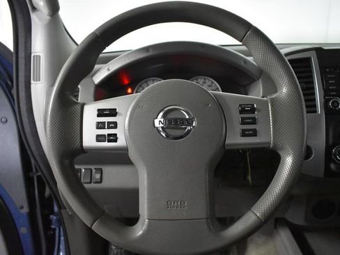 Used 2017 Nissan Frontier Desert Runner RWD image 14